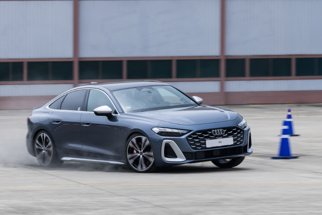 [+Cars] ѵ øϴ١ƿ  A5 ̸